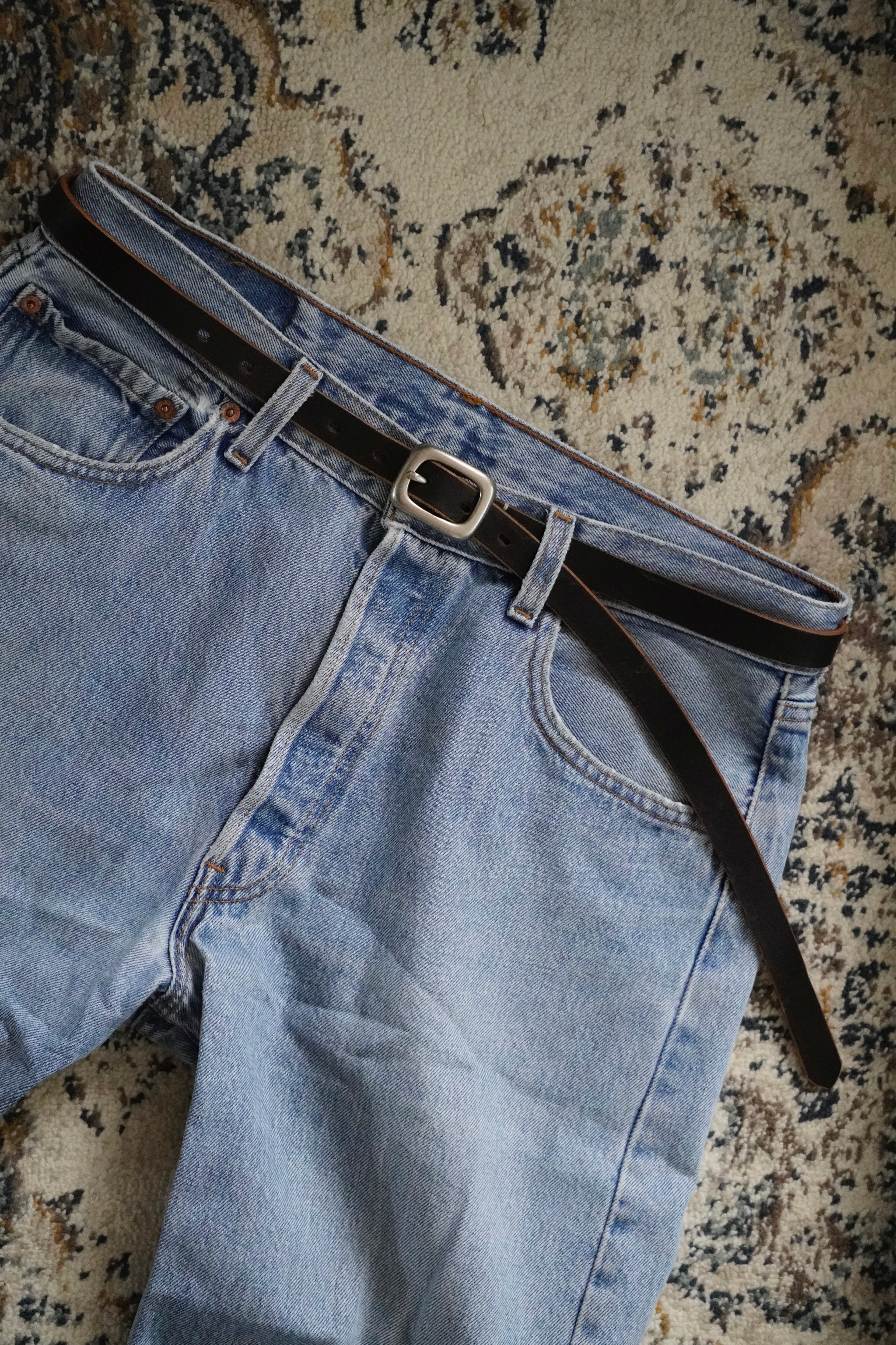 AUTHENTIC BLACK【square】