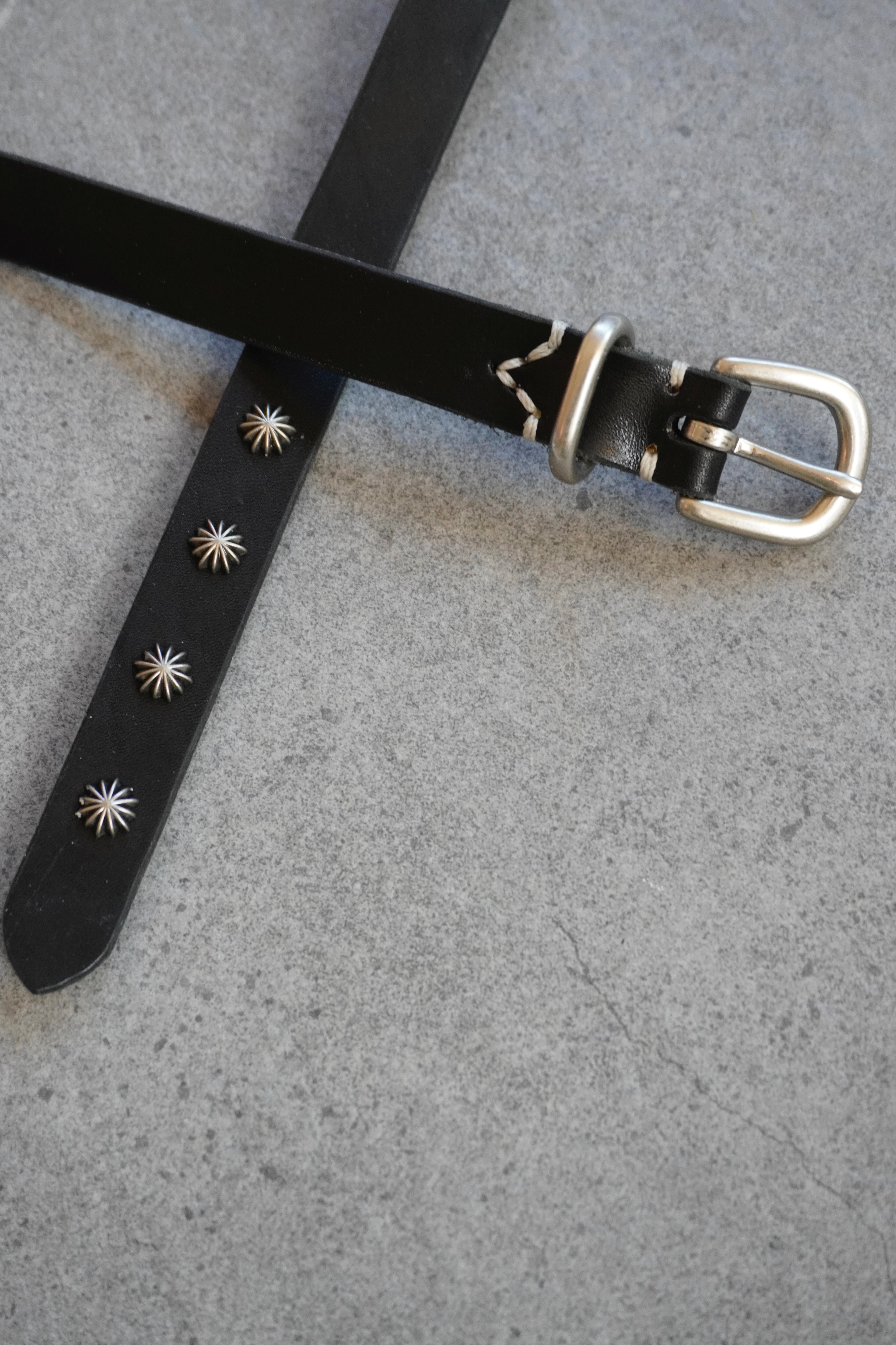 AUTHENTIC BLACK【rivet】