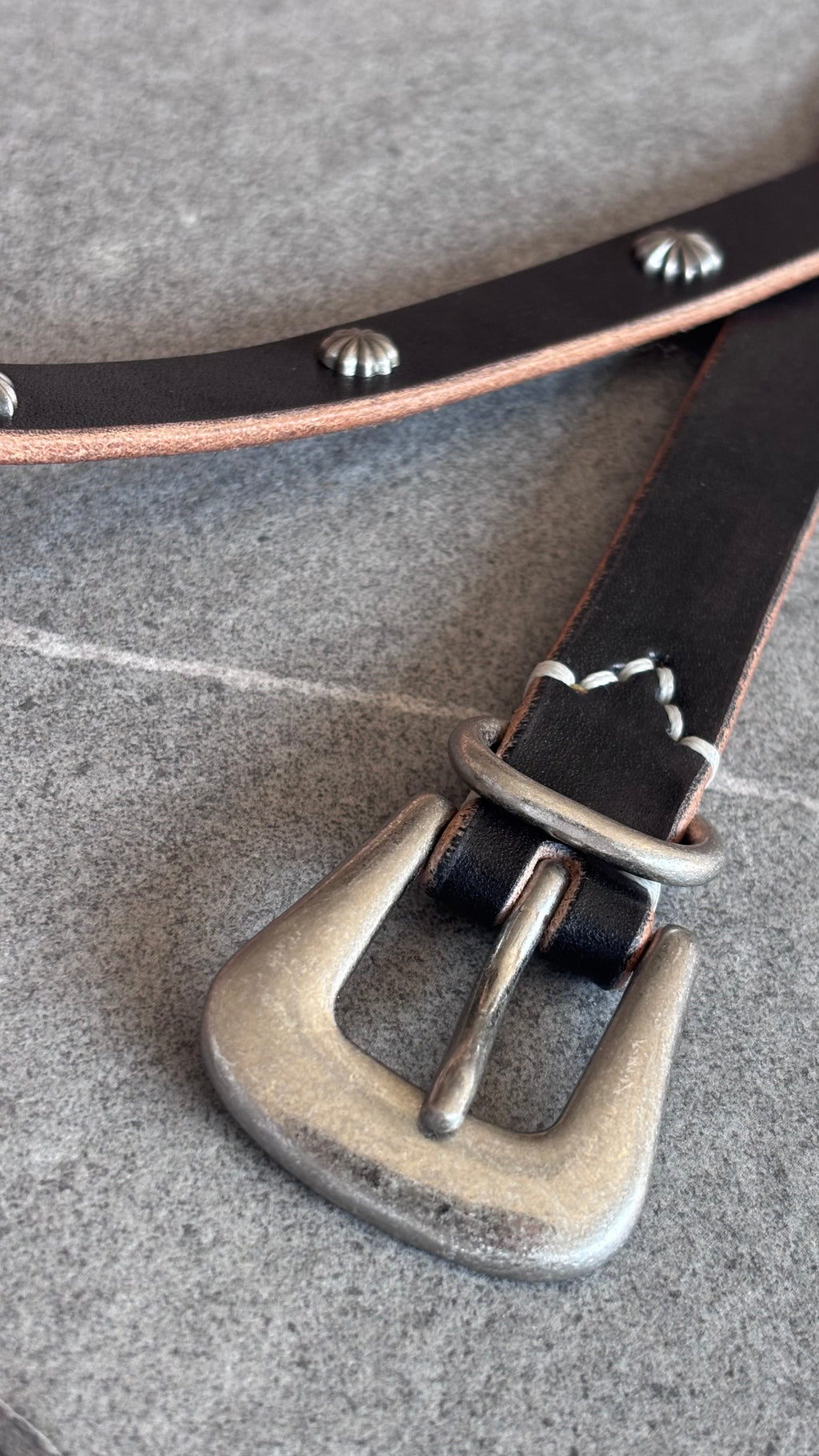 AUTHENTIC FULL STUDS BELT