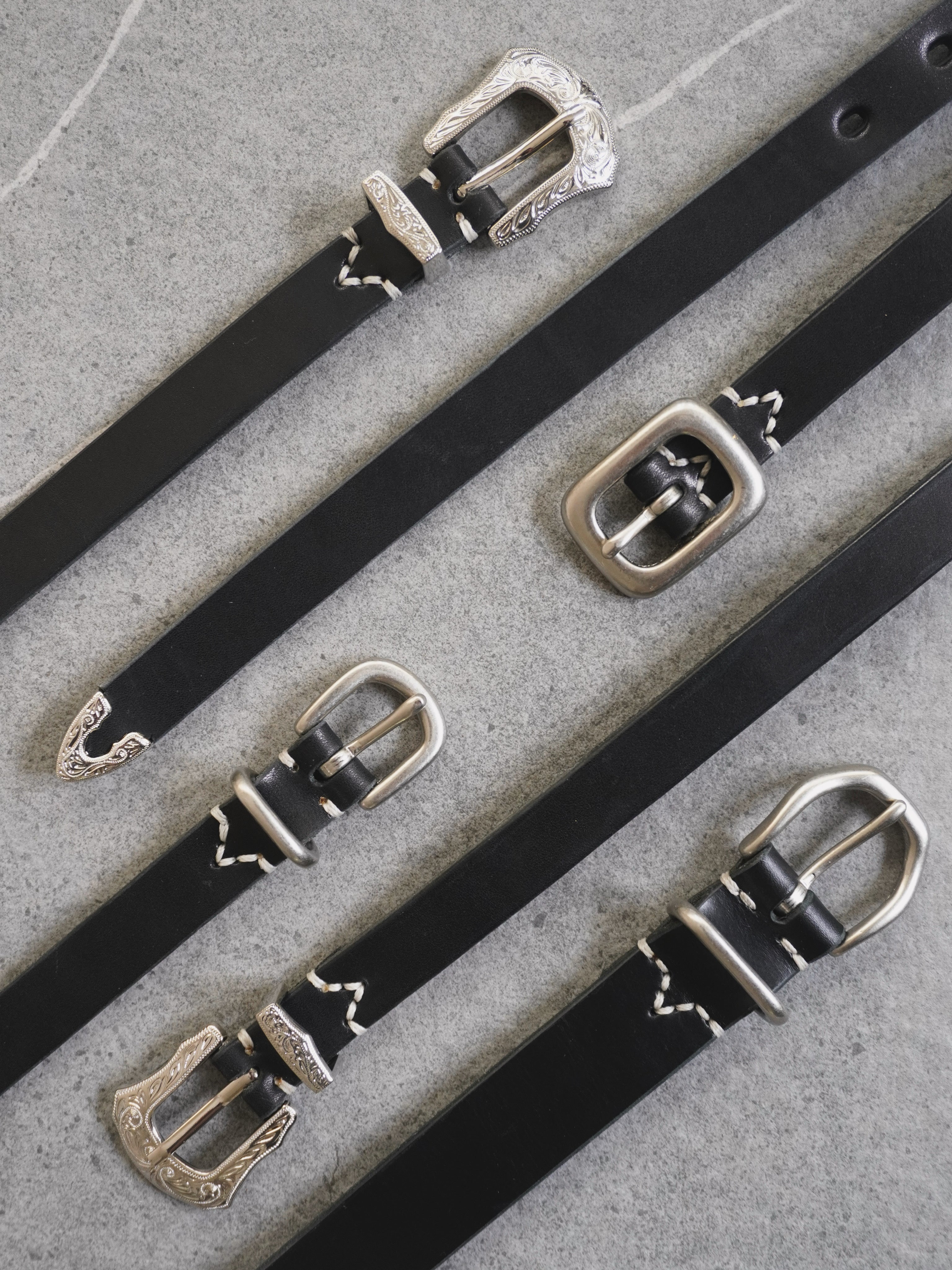 AUTHENTIC BLACK【rivet】