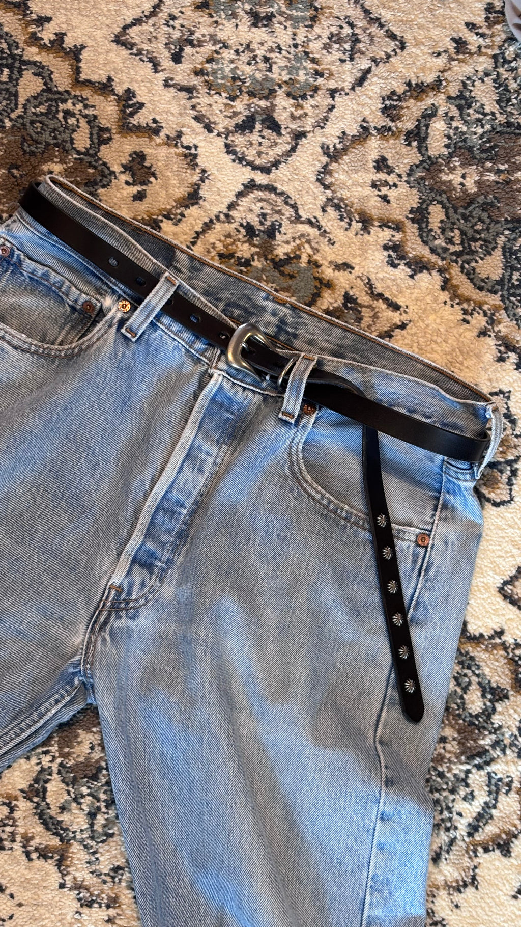 AUTHENTIC 【rivet】